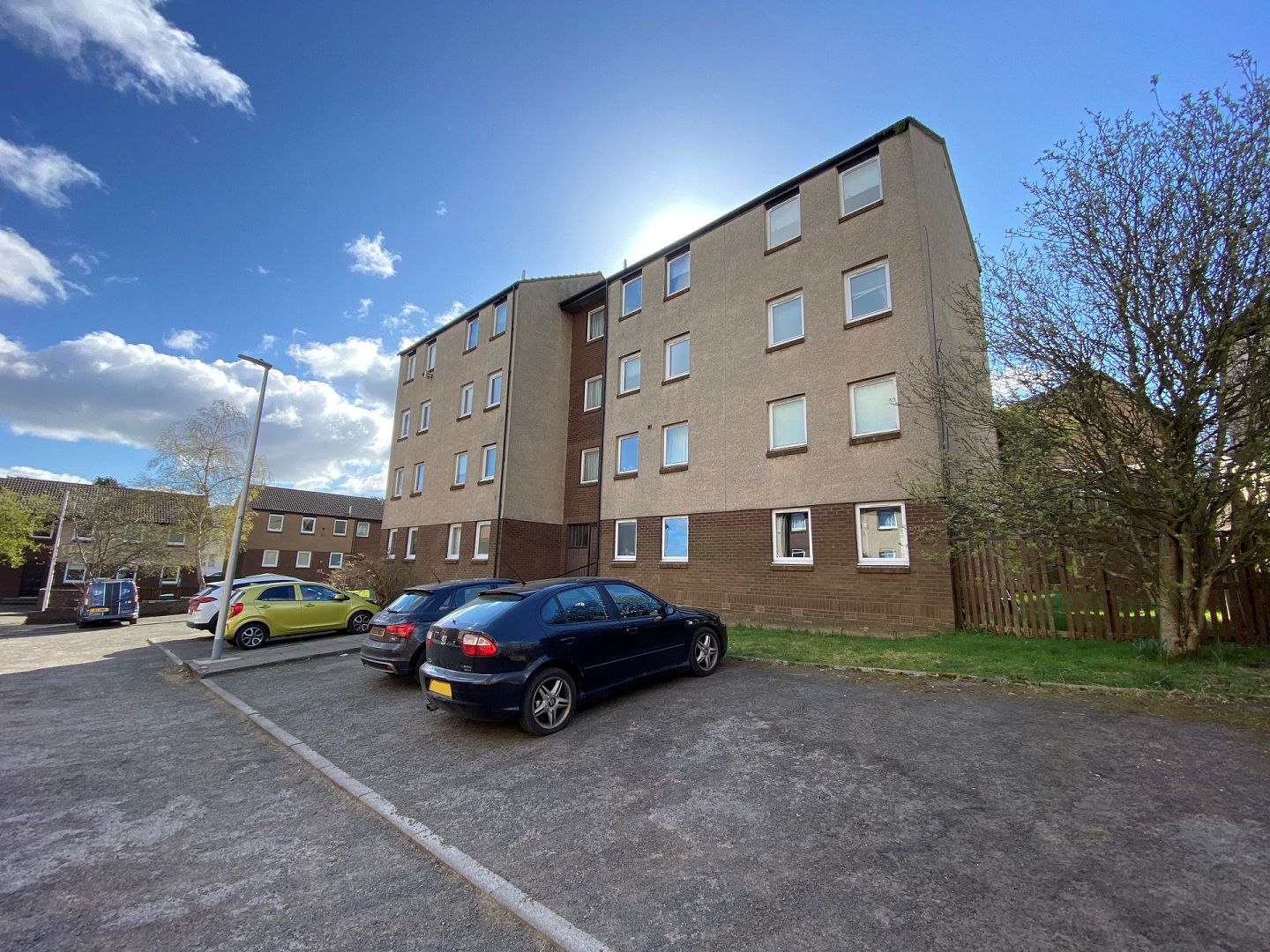 2 Bedroom Property To Let in Dundee, Keats Place £500 PCM